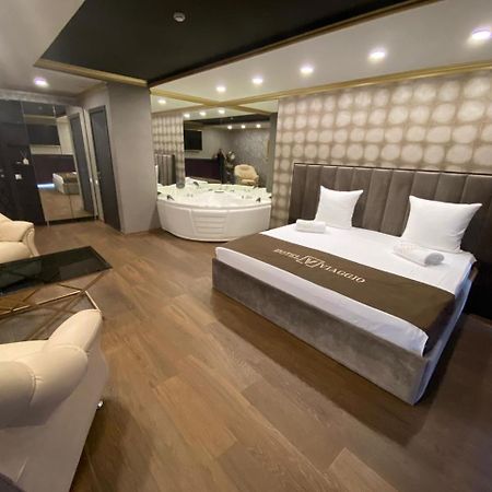 Vg Hotel Erévan Extérieur photo