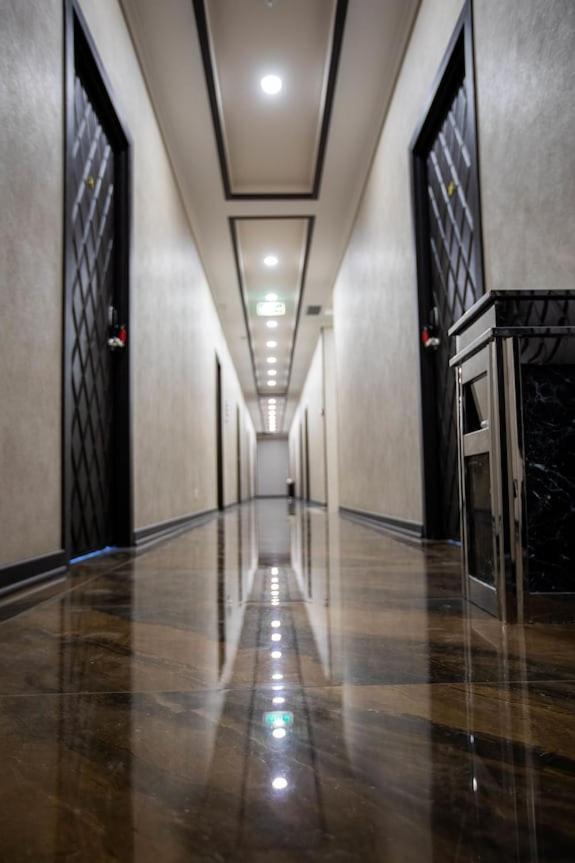 Vg Hotel Erévan Extérieur photo
