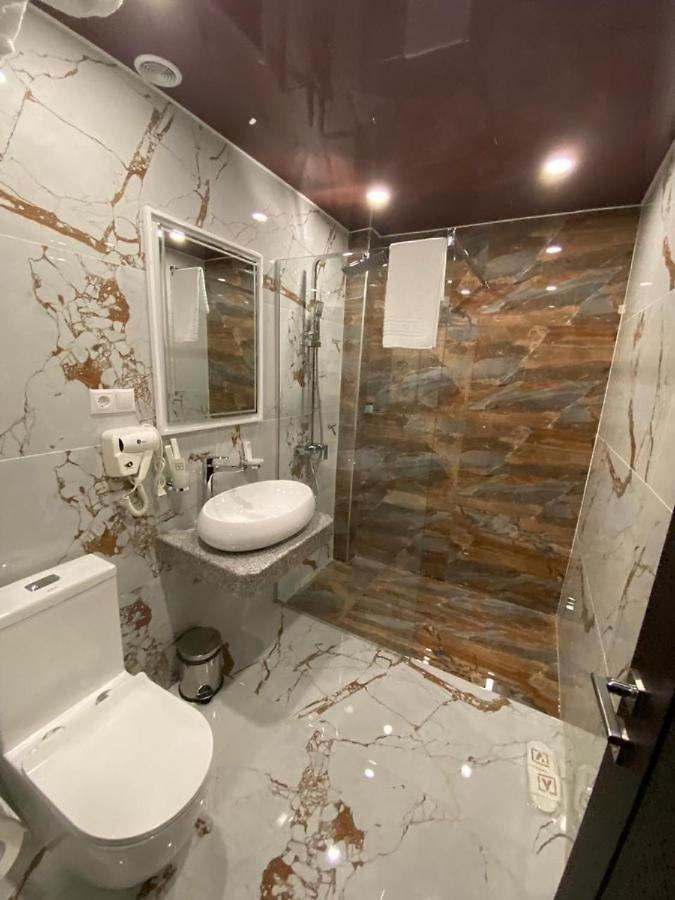 Vg Hotel Erévan Extérieur photo